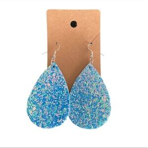 Earrings shimmery blue 🆕